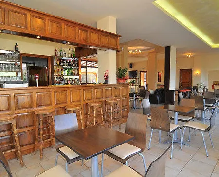 Guest house Komninos *